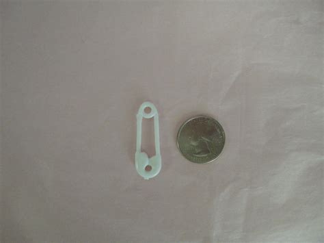 White Plastic Safety Pins 72 Pcs For Baby Shower Decoration Ebay