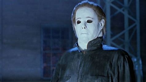 Grab Your Flamethrowers Michael Myers Wont Be Immortal In Halloween