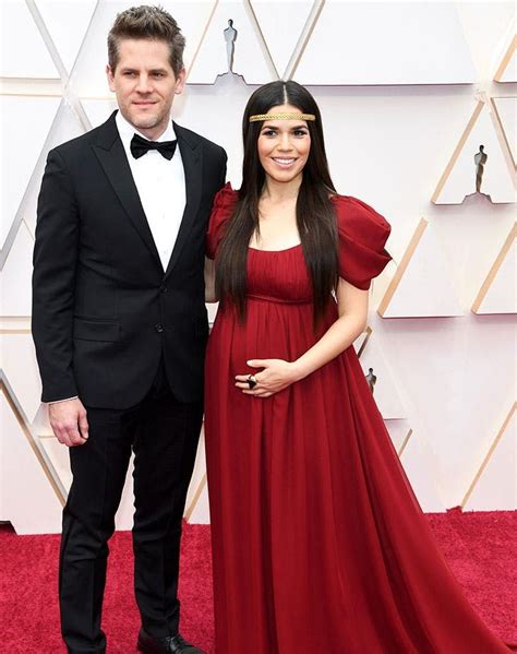 Aw The 17 Cutest Celebrity Couples At The 2020 Oscars Cute