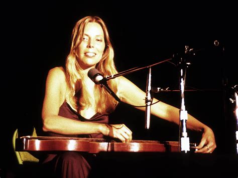 Joni Mitchell On Why Her Songwriting Made Male Peers “nervous”