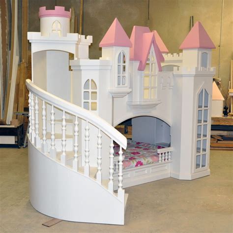 Bunk beds are a great option when the objective is to save space and, when you think about, why wouldn't you want that? Good Small Bunk Beds for Toddlers - HomesFeed