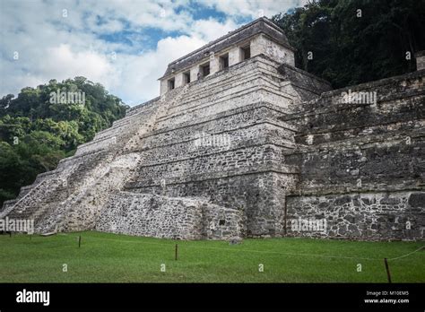 Ancient Mayan Ruins Palenque Mexico Stock Photo Alamy