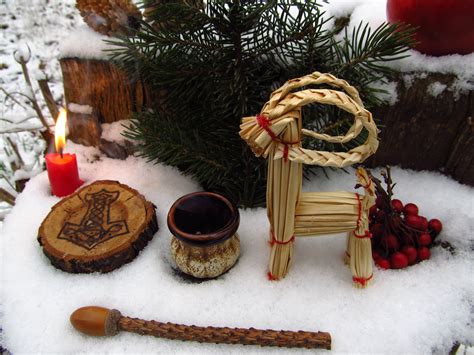 Yule Altar ♥ Pagan Yule Yule Winter Solstice Celebration