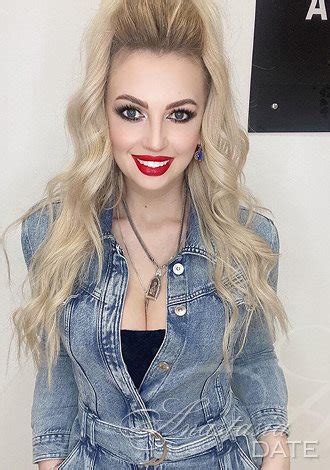 Ukrainian Mature Romantic Woman Snezhana From Kiev Yo Hair Color Blond