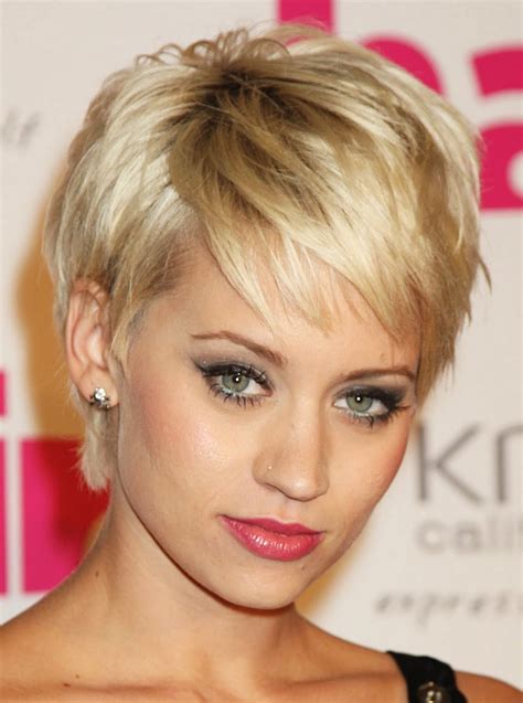 Celebrity Short Hairstyles For Oval Face Curly Hairstyles