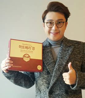 더멘토성형외과(동안성형) △세련피부과(피부안티에이징) △청담셀의원(항노화 줄기세포치료) △제이비케이랩(항노화 건강기능식품). 제이비케이랩, 방송인 김태진 홍보대사 선정(의학/건강)-NSP통신