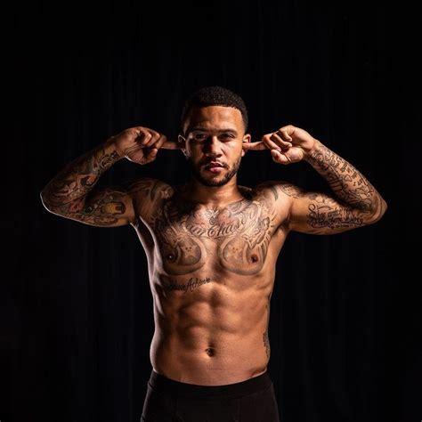 376k Likes, 1,163 Comments - Memphis Depay (@memphisdepay) on Instagram