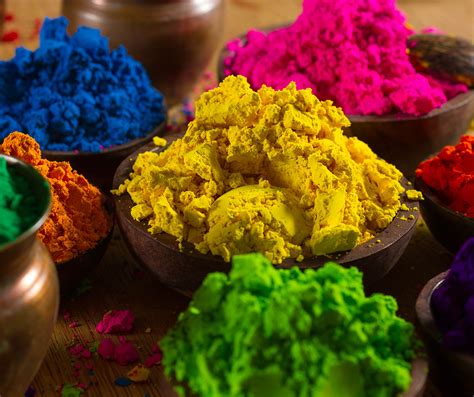 Celebrate Holi With A Colorful Powder Recipe How To Make Holi Powder
