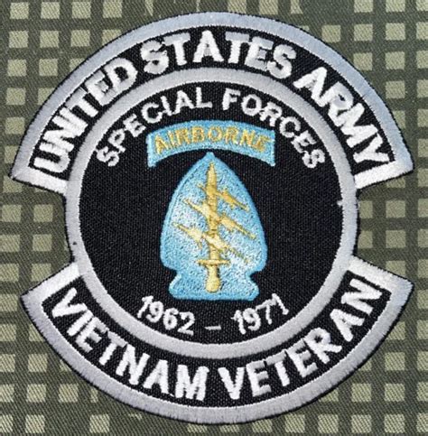 Us Army Special Forces Airborne 1962 1971 Vietnam Veteran Patch Repro