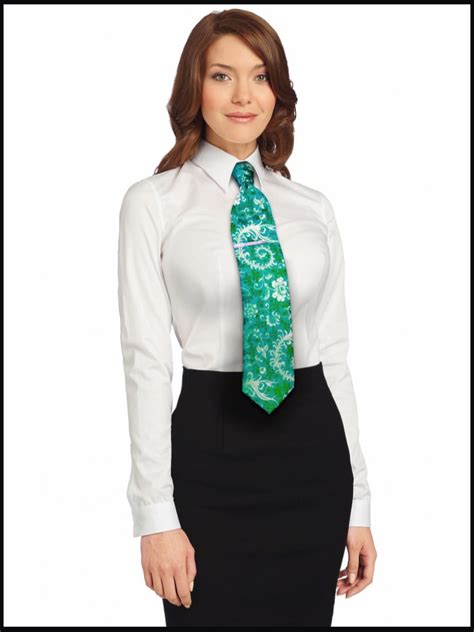 Pin By Clara On Skirt And Tie Women Wearing Ties Business Dress