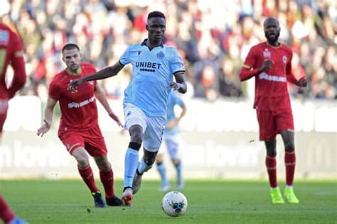Apparently, an exciting match awaits us and to make it even more interesting to watch, we will try to make a bet for this match. Antwerp - Club Brugge 10-11-2019 | ANTWERPEN, BELGIUM ...
