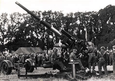 Anti Aircraft Gun At The Level 1947 Brighton And Hove Museums