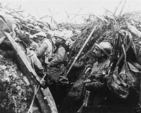 French Troops In Trench Preparing To Go Over The Top World War I Wwi
