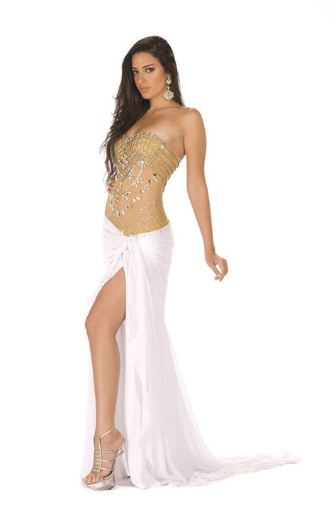 Miss Egypt Universe 2009 Elham Wagdi Egyptian Women Backless Dress