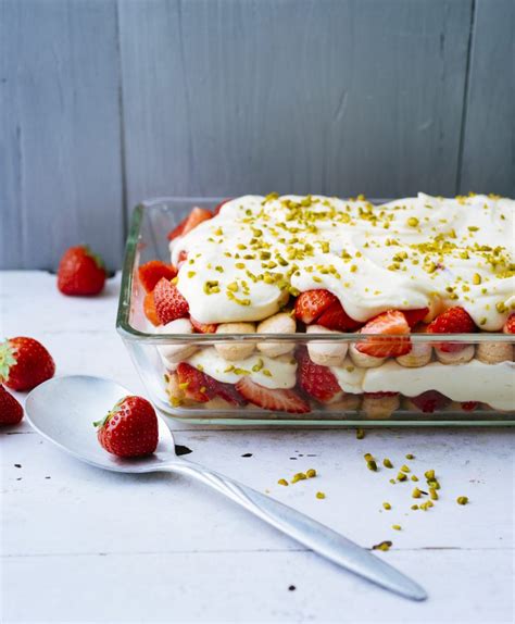 Erdbeer Quark Tiramisu Mit Pistazien Muddis Kochen