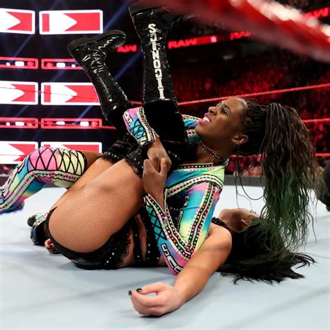 Photos Naomi Heads To Team Red And Pairs Up With Bayley Against The Iiconics Naomi Wwe Wwe