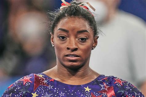 Maybe you would like to learn more about one of these? Simone Biles Height / Simone Biles on tough Olympics start ...