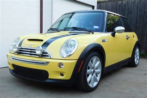 2005 Mini Cooper S 6 Speed For Sale On Bat Auctions Sold For 6925