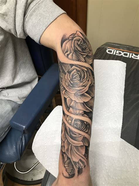 Arm Tattoo Roses Rosetattoo Yeenmario Mens Women Arm Tattoos For