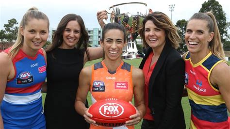 How To Watch Aflw On Tv Fox Footys Expert Aflw Commentary Team Led By Kelli Underwood Neroli