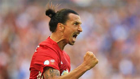 zlatan ibrahimovic wallpapers images  pictures backgrounds