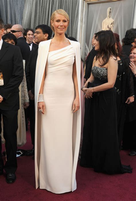Gwyneth Paltrow Oscars Dress 2012 Tom Ford White Cape Photos Huffpost