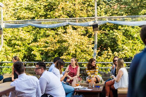 Gehälter für hamburg commercial bank. Trainee bei Deutsche Bank - trainee-gefluester.de