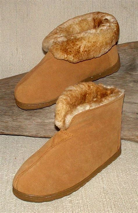 Classic Sheepskin Slippers Enlarged View