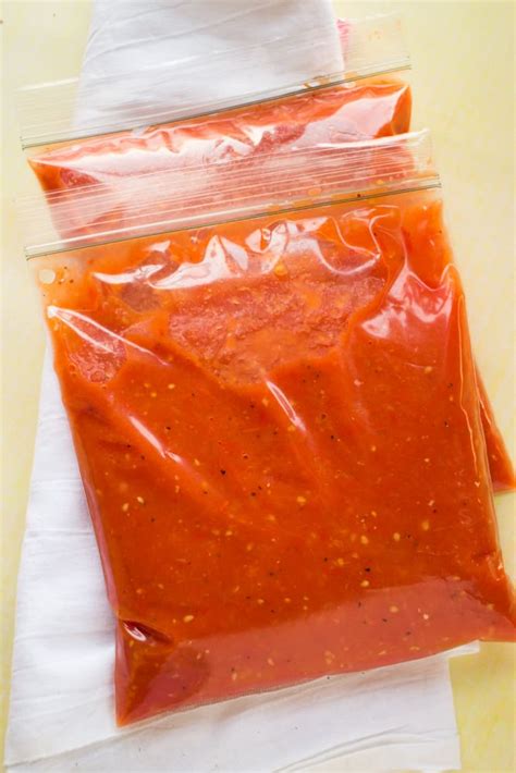 Roma Tomato Sauce Recipe Easy Made With Fresh Tomatoes