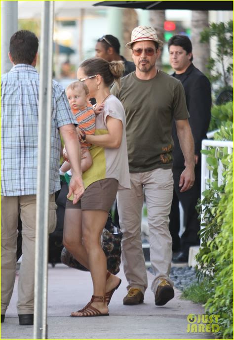Hung out poolside in miami with his family yesterday. Celebrity offspring - Page 663