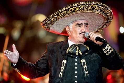 Vicente Fernández Estrena El álbum “a Mis 80s” Con El Que Celebra Su