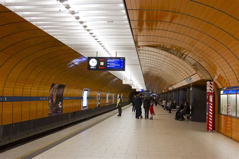 Marienplatz station | Munich has an extensive public ...
