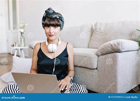 Romantic Brunette Girl With Blue Eyes Posing Why Using Laptop Chilling On Floor In Front Of Sofa