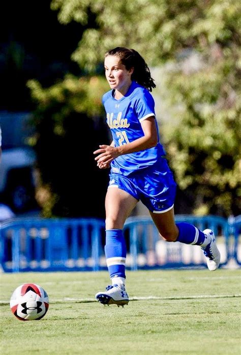 Jessie fleming is currently playing in a team chelsea lfc. Jessie Fleming #21, UCLA in 2020 | Soccer, Ucla, Running