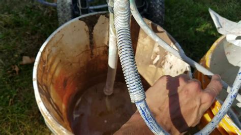 Spraying using an airless paint sprayer. How To Prime A Graco Airless Paint Sprayer