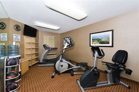 Fitness Room On Property Guest Also Have Full Access To Local YMCA Ymca Workout Rooms Guest