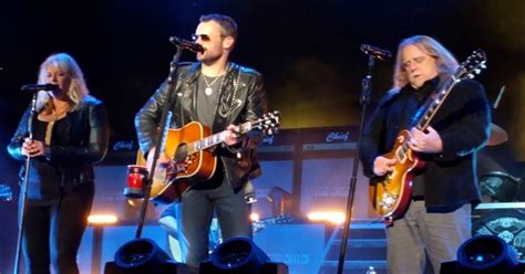 Eric Church Jams With Warren Haynes On The Weight