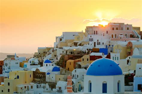 It lies at the juncture of europe, asia, and africa and is heir to the heritages of classical greece, the byzantine empire, and nearly four centuries of ottoman turkish rule. Greece Travel Guide