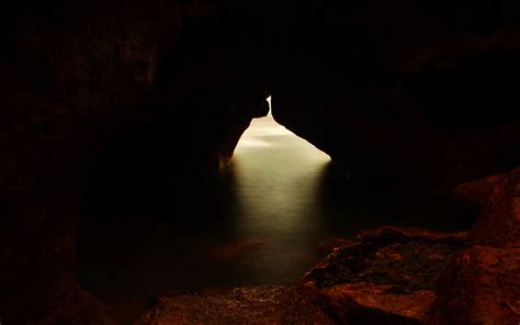 Download Wallpaper 3840x2400 Cave Gorge Water Light Dark 4k Ultra Hd 1610 Hd Background