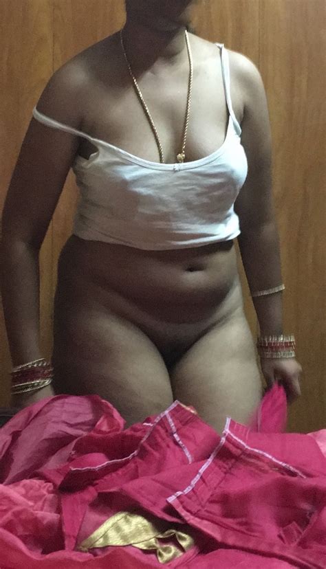 Tamil Housewife Saree Strip Photo Album By Thevidiya