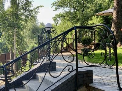Кованые уличные перила в Баковке