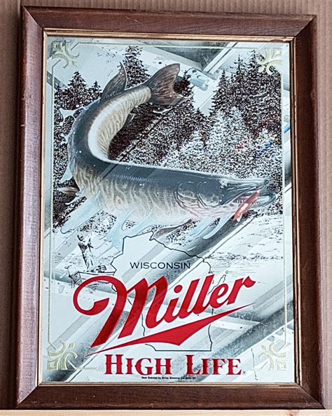 Miller High Life First Edition Sportsmens Series Muskie Wildlife Bar