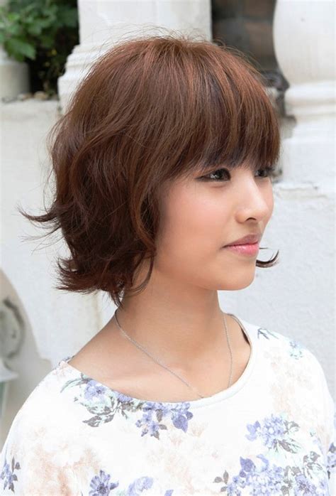 Thin hair haircuts cool haircuts hairstyles with bangs cool hairstyles short hair with bangs short hair cuts short hair styles short pixie hair short straight wig hair is made synthetic wig, breathable, comfortable, 100% heat resistant, and it can bring you more confidence, with more charm. Pictures of Layered Short Brown Bob Hairstyle With Bangs