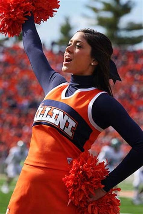 Cheerleader Of The Week Illinois Ellen Hope Sports Illustrated