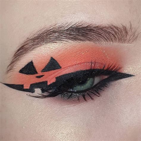 Pumpkin Eyeliner Halloween Eyeshadow Inspired By Voodoobarbiedoll