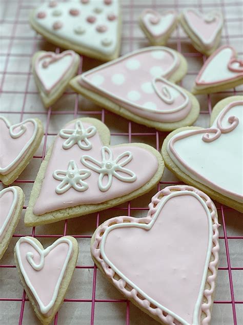 Decorating Cookies 101 With Wilton Royal Icing Recipe Royal Icing