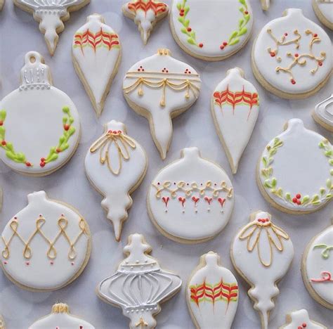 Colorful beautiful christmas cookies icons set. Beautiful, elegant decorated ornament cookies for ...
