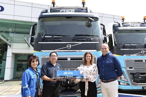Here's what set us apart from many other logistics solution provider: Aman Logistik Sdn Bhd Pilih Volvo Trucks | Gohed Gostan