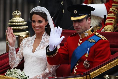 Prince William And Kate Middletons Carriage Procession Pictures