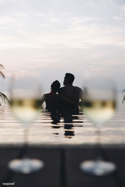 Download Premium Photo Of Couple Enjoying A Romantic Sunset 418177